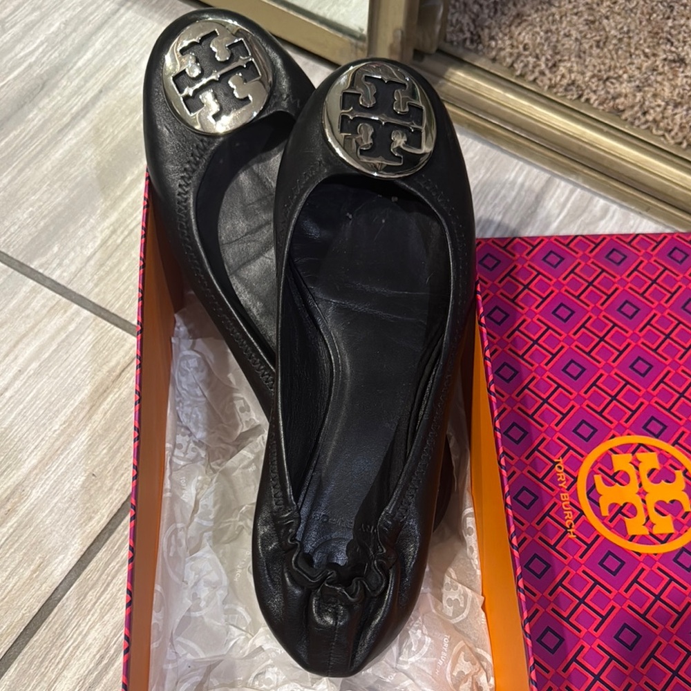 Like New Tory Burch Black Leather Ballet Flats